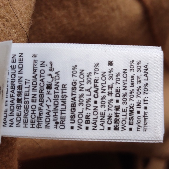 Women’s Tan Trench Coat with Black and White Accents – Size S - Picture 9 of 13